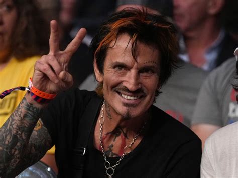 Tommy Lee Joins OnlyFans After Instagram Nudes Deleted